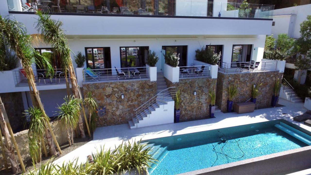 Ferienwohnung Castell Blau Roses Exterior foto